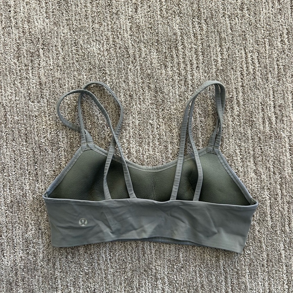 Lululemon Like A Cloud Bra - Picture 2 of 2